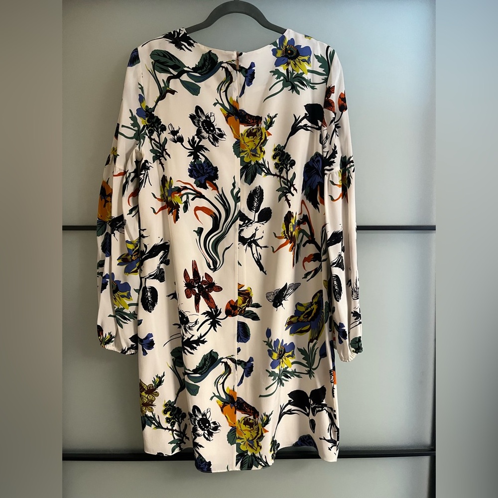 Tibi Floral Knee-Length 100% Silk Dress – Size 10 | Like New | Spring-Ready 🌸 - Picture 4 of 5
